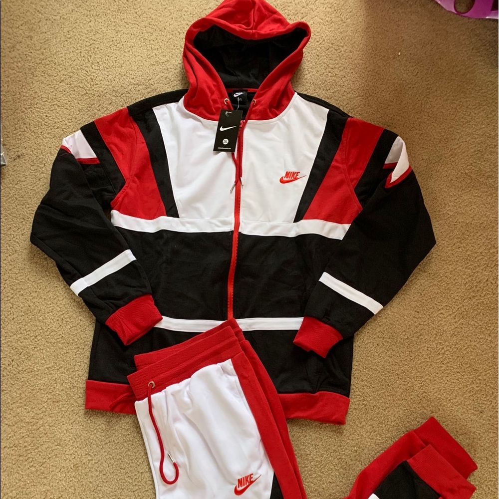 Men’s Sweatsuit